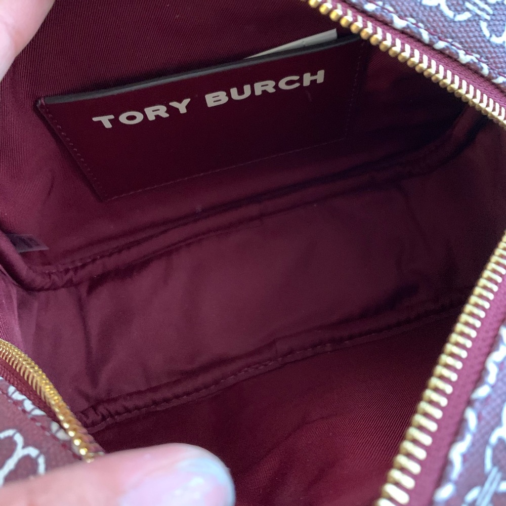 Beautiful new Tory Burch crossbody ♥️ - Picture 4 of 8